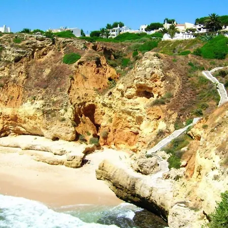 3 Bedrooms At 700 M Away From The Beach With View Terrace And Wifi 아파트 *