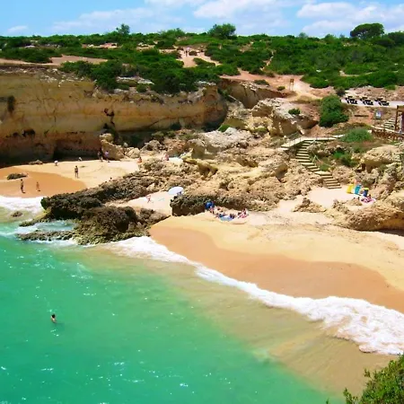 Apartment 3 Bedrooms At 700 M Away From The Beach With View Terrace And Wifi