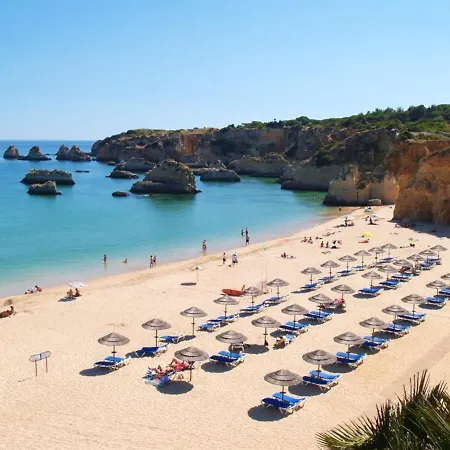 3 Bedrooms At 700 M Away From The Beach With View Terrace And Wifi Albufeira