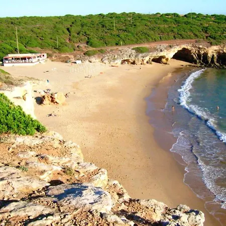 3 Bedrooms At 700 M Away From The Beach With View Terrace And Wifi *
