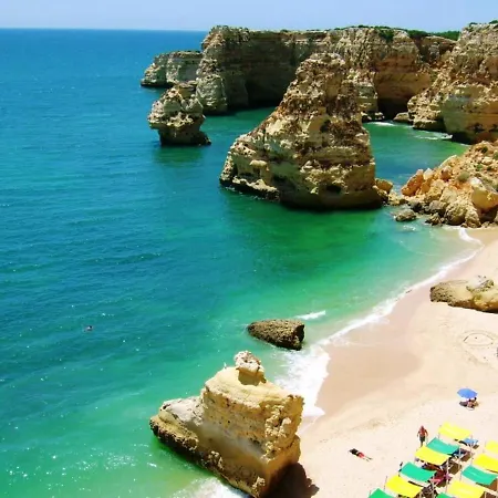 3 Bedrooms At 700 M Away From The Beach With View Terrace And Wifi * Albufeira