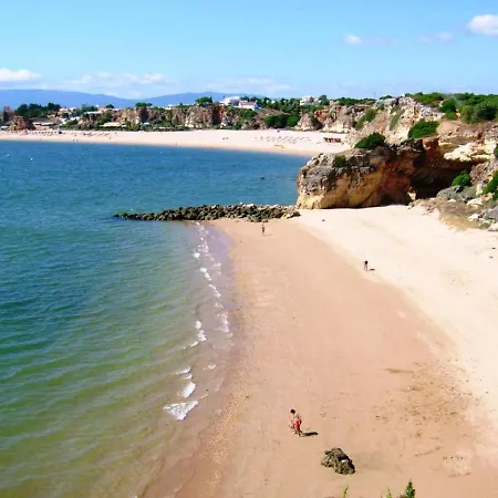 Apartmán 3 Bedrooms At 700 M Away From The Beach With View Terrace And Wifi *